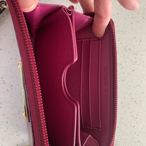 Michael Kors wallet, in great condition - Picture 3 of 5
